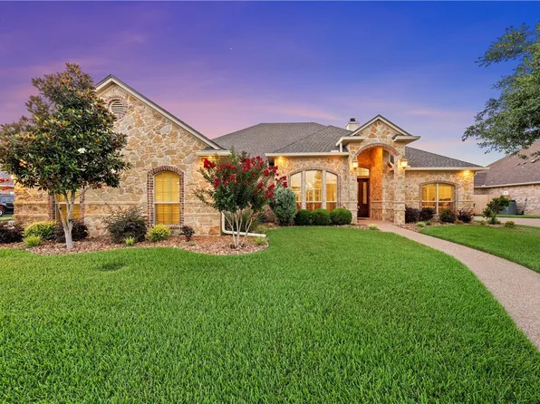 400 Stone Creek Ridge Dr, Mc Gregor, TX 76657