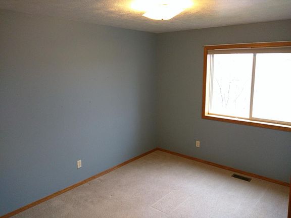 Upstairs Bedroom #2