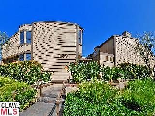 1st image of 880 Hilldale Ave APT 16
