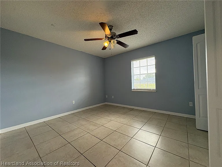 3928 Mendoza Ave — Photo 25
