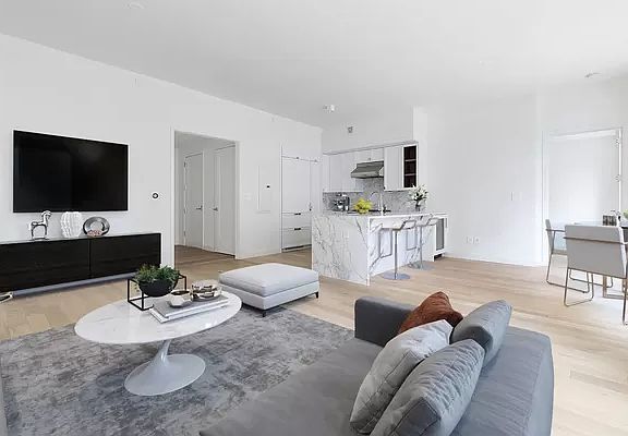 5th image of 269 W 87th St #9C