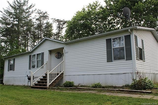 1st image of 221 Morningside Dr