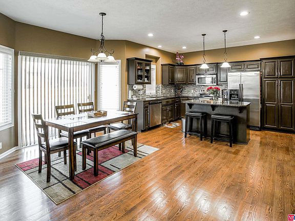 3rd image of 19308 K Cir