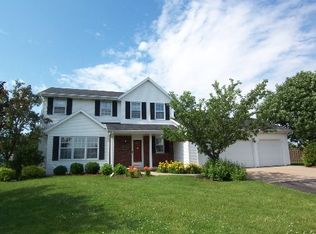 W3050 Pinewood Ct, Appleton, WI 54915