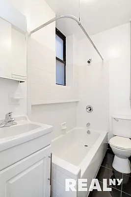 Rented by REAL New York | media 5