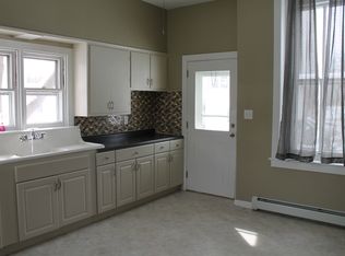 436 E Walnut St #B, Perkasie, PA 18944