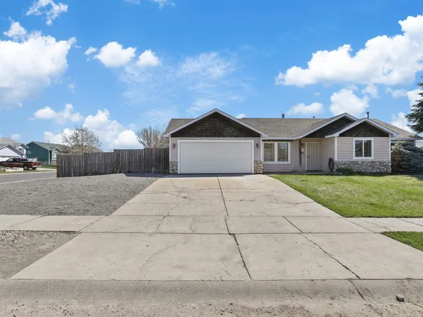 821 S Campbell St, Airway Heights, WA 99001