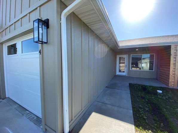 1008 Vesper Ave, Lake Norden, SD