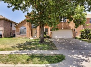 3431 Canyon Rd, Grand Prairie, TX 75052