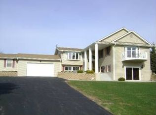 340 200th Ave, Union Grove, WI 53182