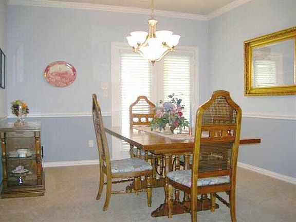 3rd image of 3022 Jacob Dr