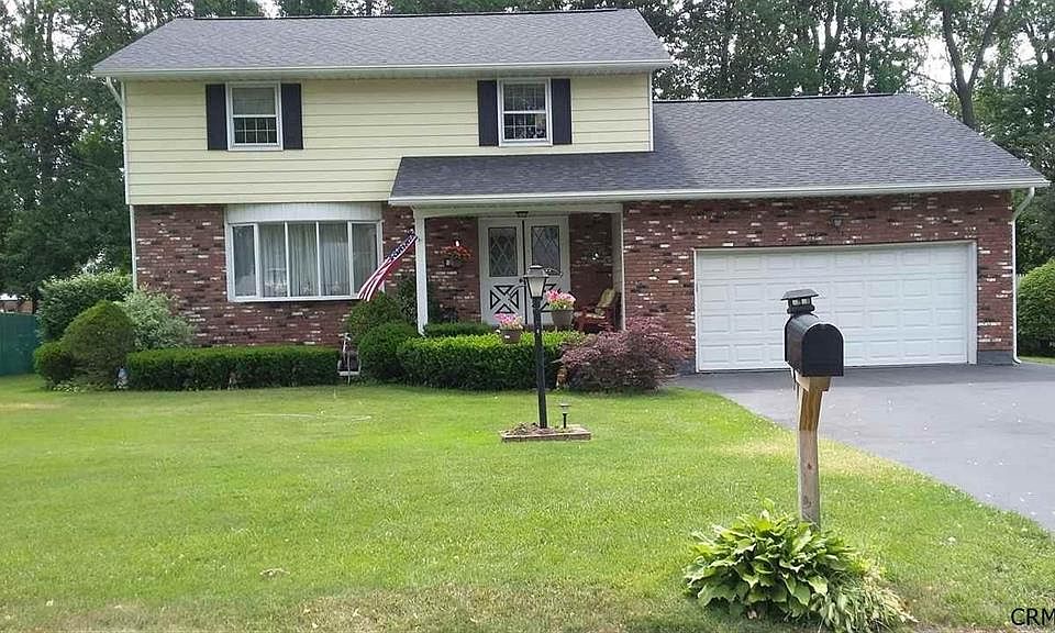 1st image of 219 Shirlwood Dr