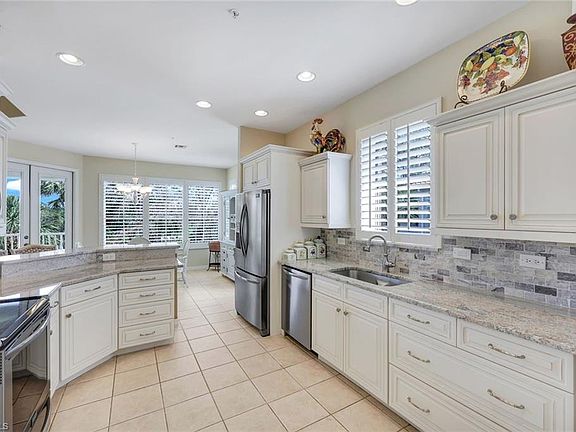 3rd image of 8450 Danbury BLVD #205