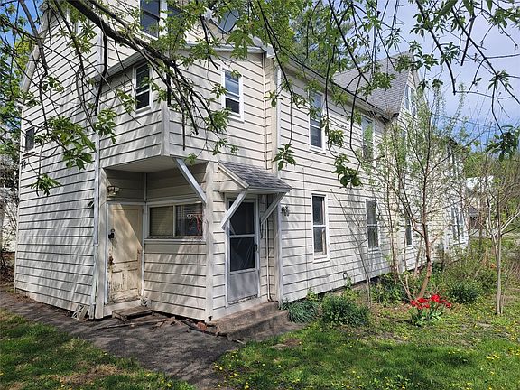4th image of 74-76 Floral Ave