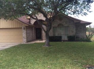 1814 Fairway Cir, Mission, TX 78572