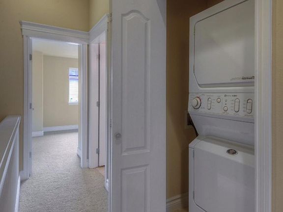 4th image of 17817 80th Ave NE APT B3