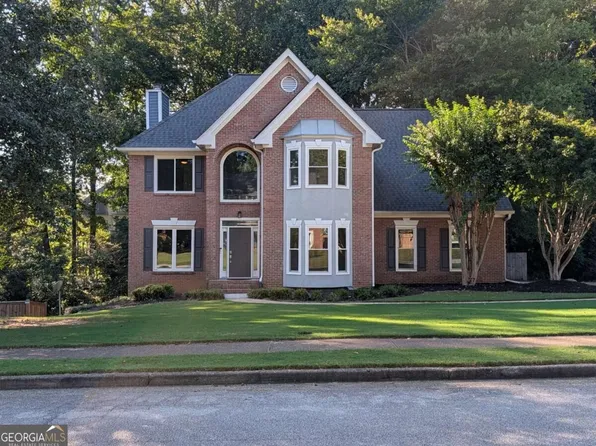 5532 Snowy Orchid Dr, Sugar Hill, GA 30518