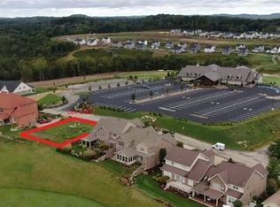 2001 Blackthorne Dr, Jeannette, PA