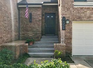 16228 Seahorse Dr, Houston, TX 77062
