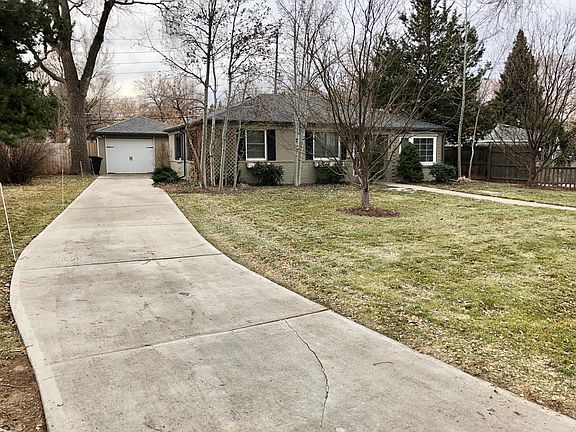 Driveway to oversized one car garage
