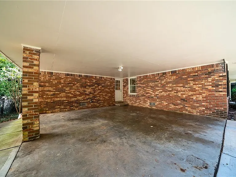 1501 Diamond Head Dr — Photo 24