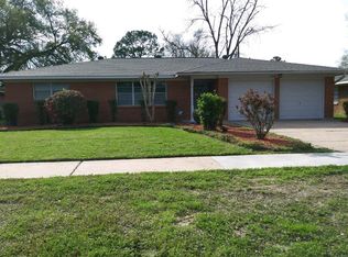 1608 Marlock Ln, Pasadena, TX 77502