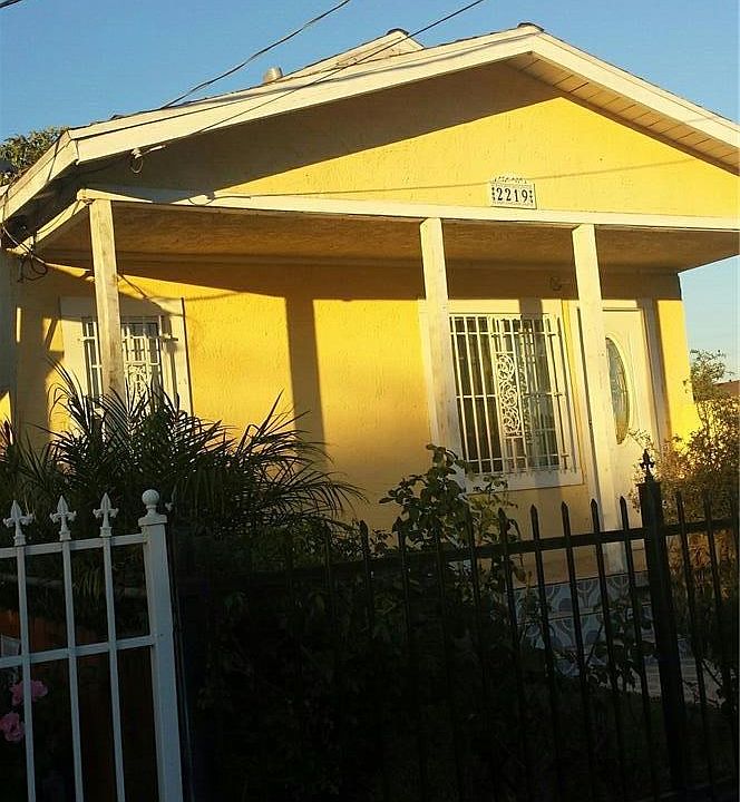 2nd image of 2219 E 108th St