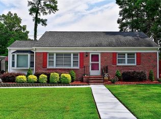208 Pond Dr, Suffolk, VA 23434