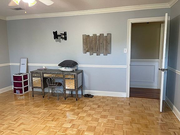2nd image of 3012 Anola Ave