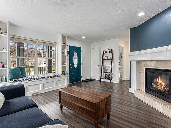4th image of 654 Fairfield Ave NW
