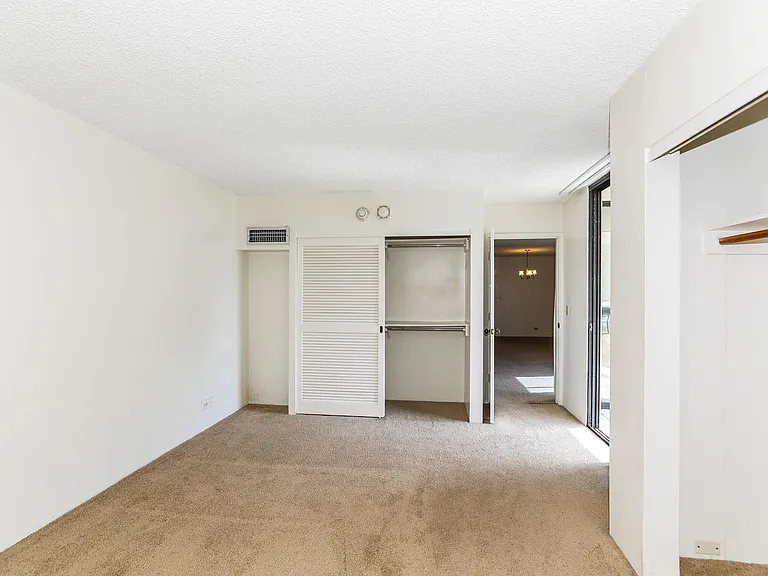 2215 Aloha Dr — Photo 15
