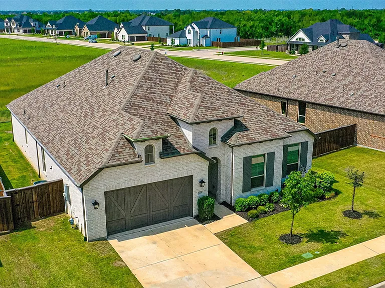 1709 Puglia Ct — Photo 29