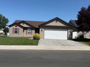 1527 Vista Dr, Twin Falls, ID 83301