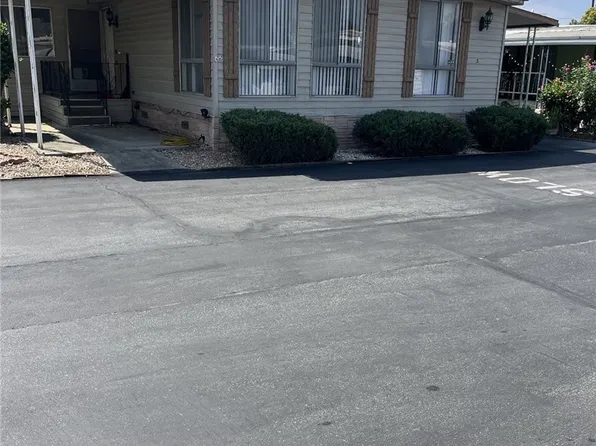 208 S Barranca Ave Space 3, Glendora, CA 91741