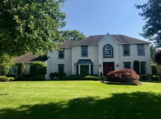 1745 Forest Creek Dr, Blue Bell, PA 19422