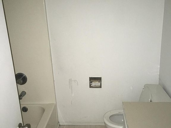 5th image of 2218 Larch Way