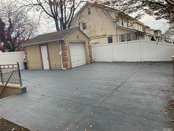 4th image of 181-02 140th Ave