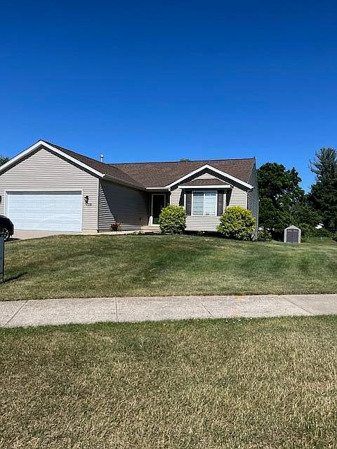 1st image of 391 Summer Cir SE