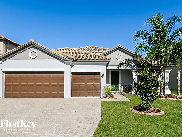 12016 Cinnamon Fern Dr — Photo 1