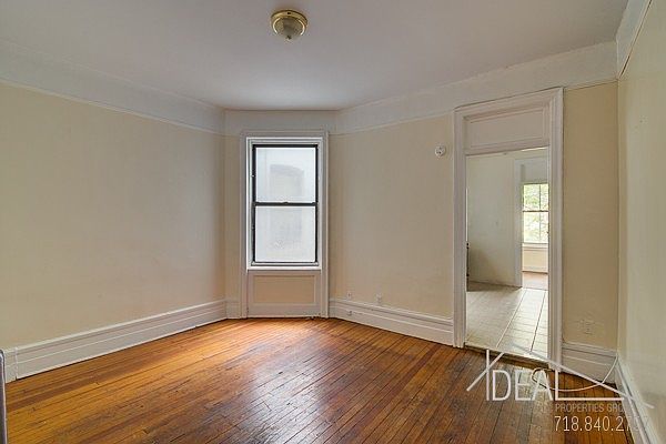 1st image of 581 Park Pl APT 2L