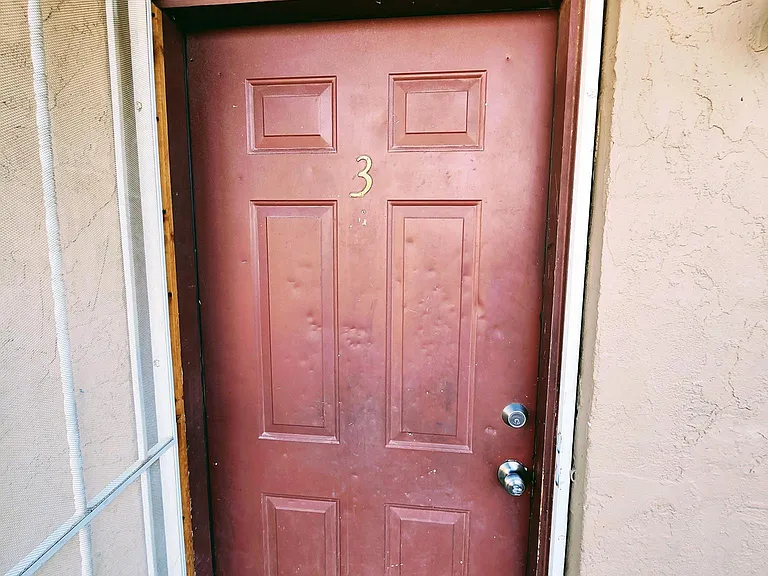 827 E Hazel Dr — Photo 20