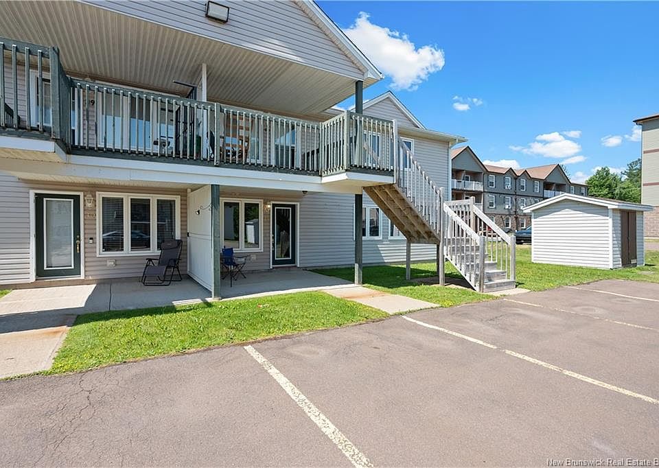 1st image of 30 Grant St #35