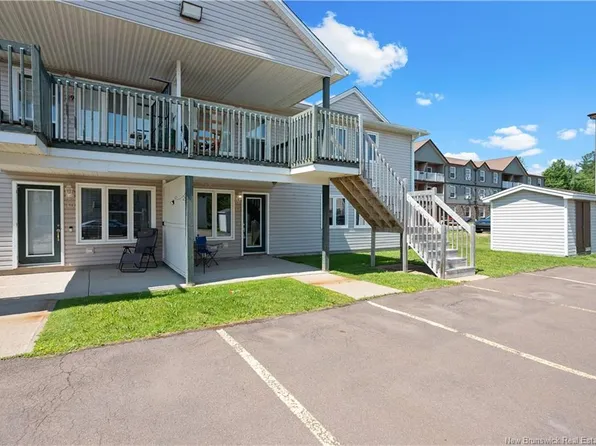 30 Grant St #35, Moncton, NB E1A 3R4