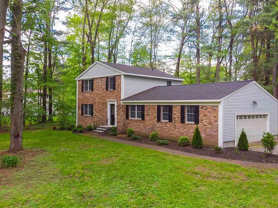 1st image of 5 Lilac Ct