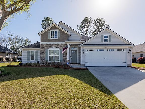 2nd image of 4003 Hawthorne Dr