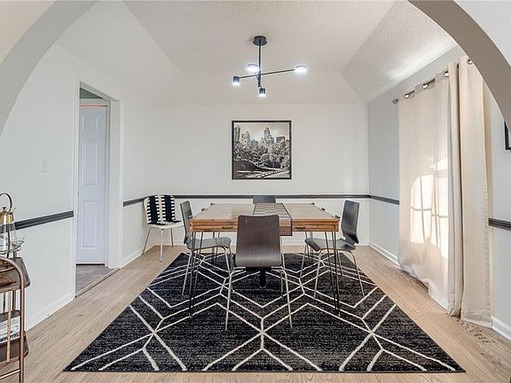 5th image of 6119 Larson Ave