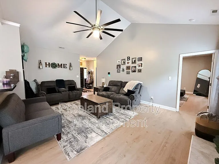 229 Scarlet Oak Dr — Photo 4