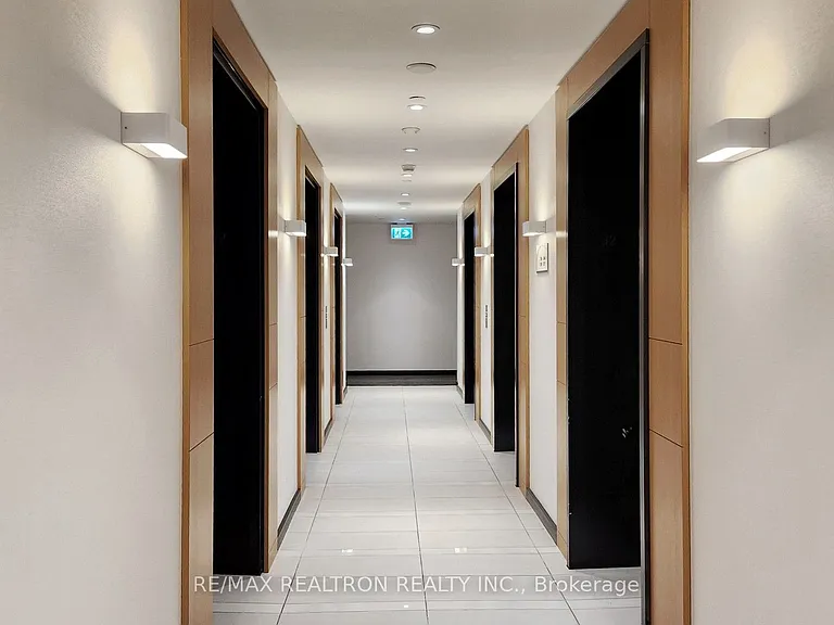11 Wellesley St W #3802 — Photo 6