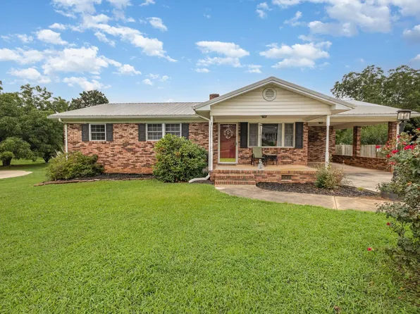 114 Lakeland Dr, Greer, SC 29651