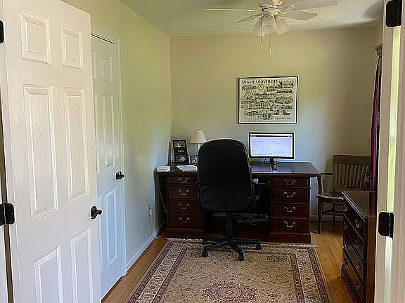 5th image of 207 Kingston Dr